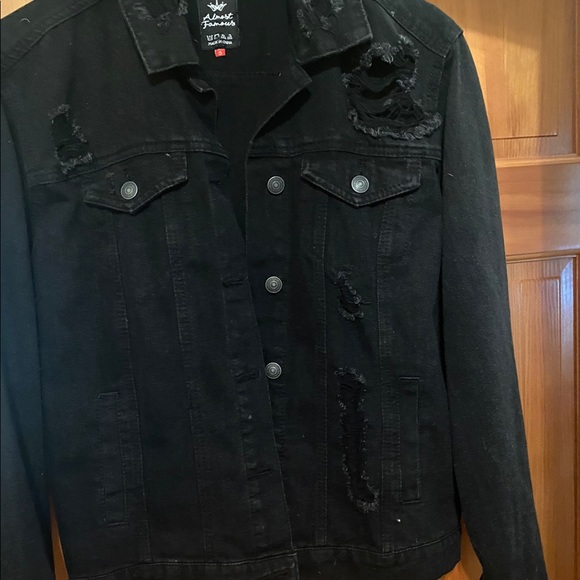 Almost famous black distressed jean jacket - Picture 3 of 4